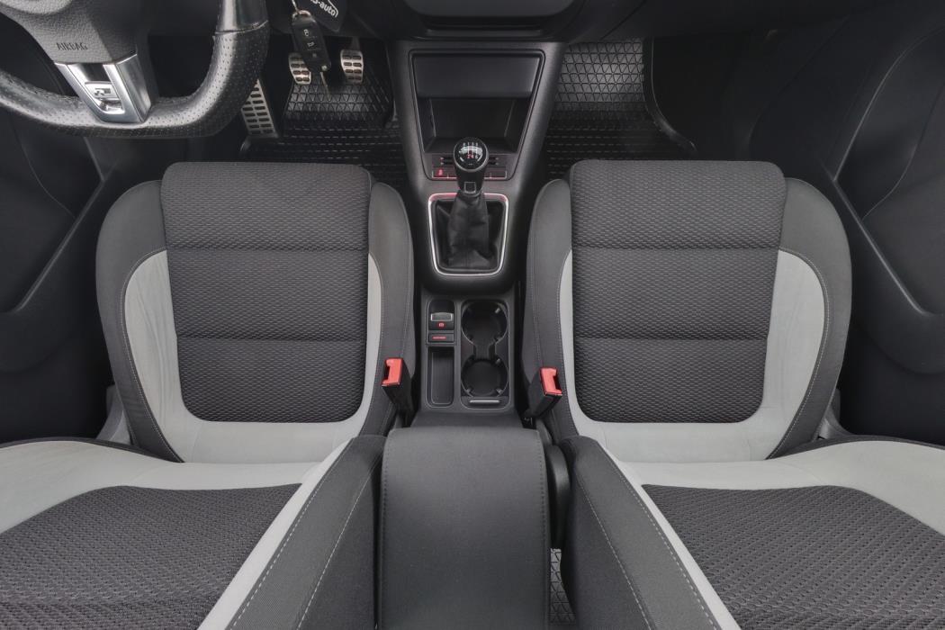 VOLKSWAGEN Tiguan 2013