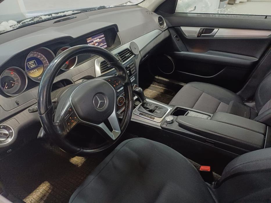 MERCEDES-BENZ C 2011