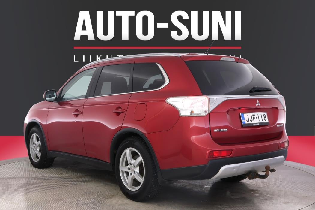 MITSUBISHI Outlander 2014