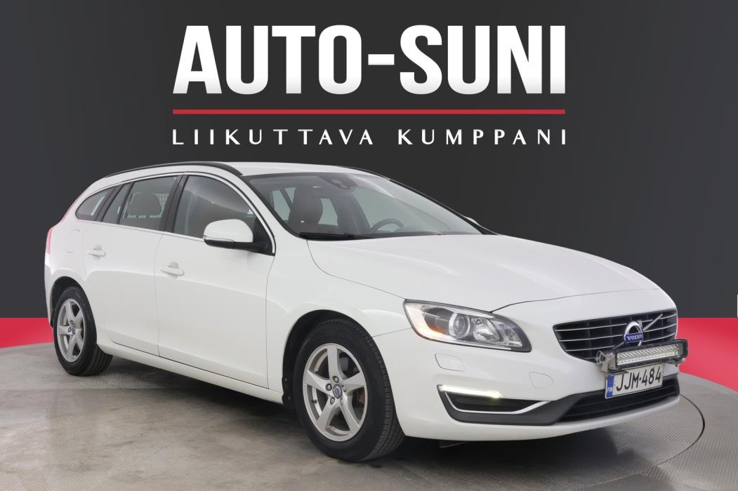 VOLVO V60 2015