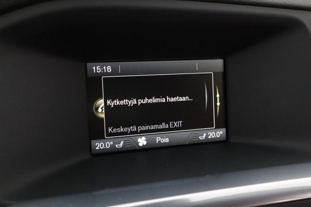 VOLVO V60 2015