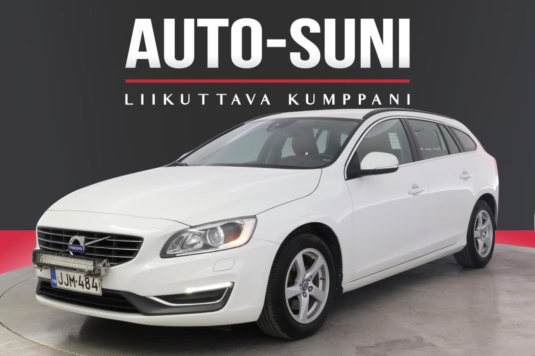 VOLVO V60 2015
