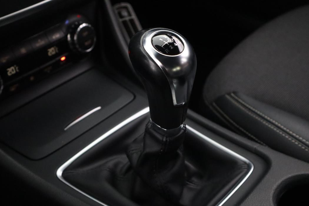 MERCEDES-BENZ A 2014