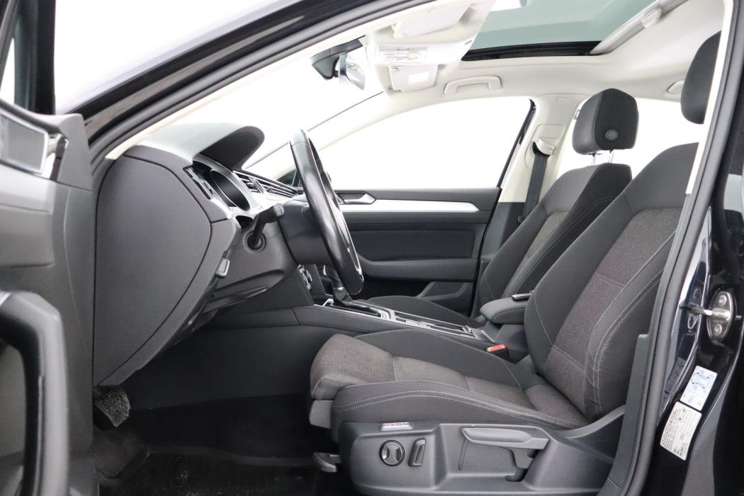 VOLKSWAGEN Passat 2018