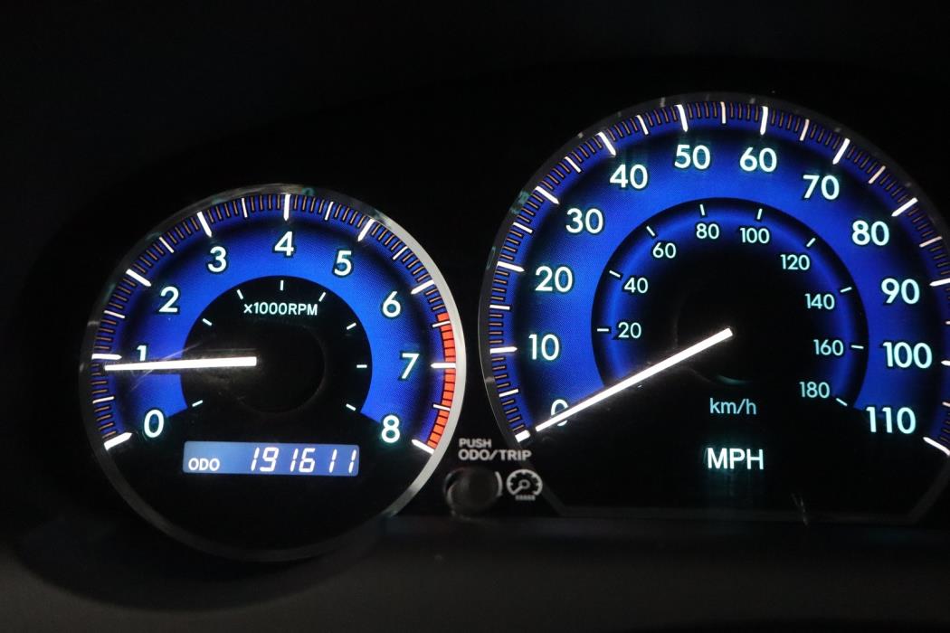 TOYOTA Sienna 2009