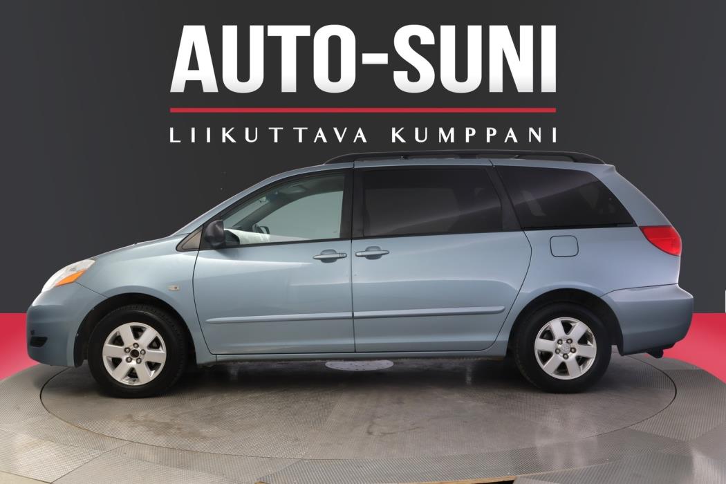 TOYOTA Sienna 2009