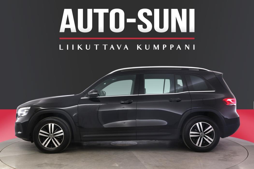 MERCEDES-BENZ GLB 2021