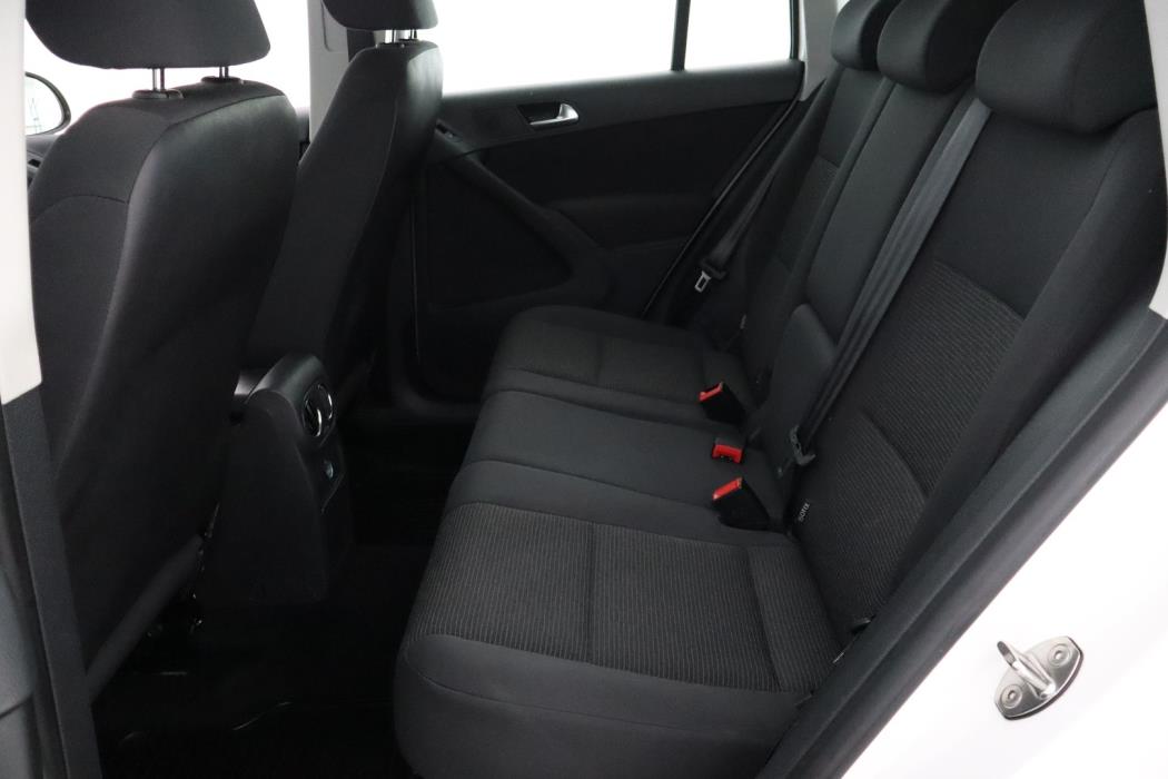 VOLKSWAGEN Tiguan 2013