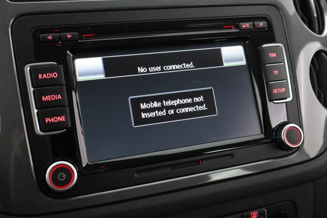 VOLKSWAGEN Tiguan 2013