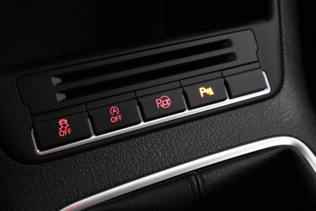 VOLKSWAGEN Tiguan 2013