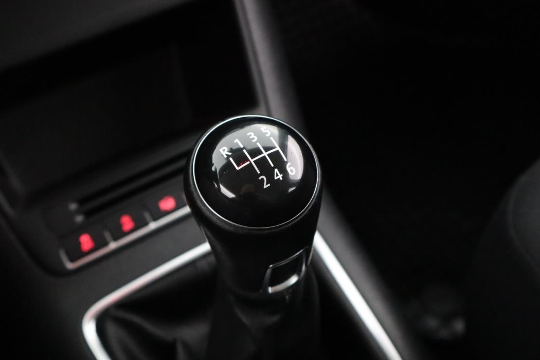 VOLKSWAGEN Tiguan 2013