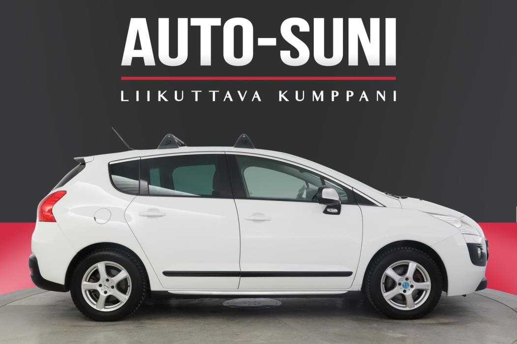 PEUGEOT 3008 2013