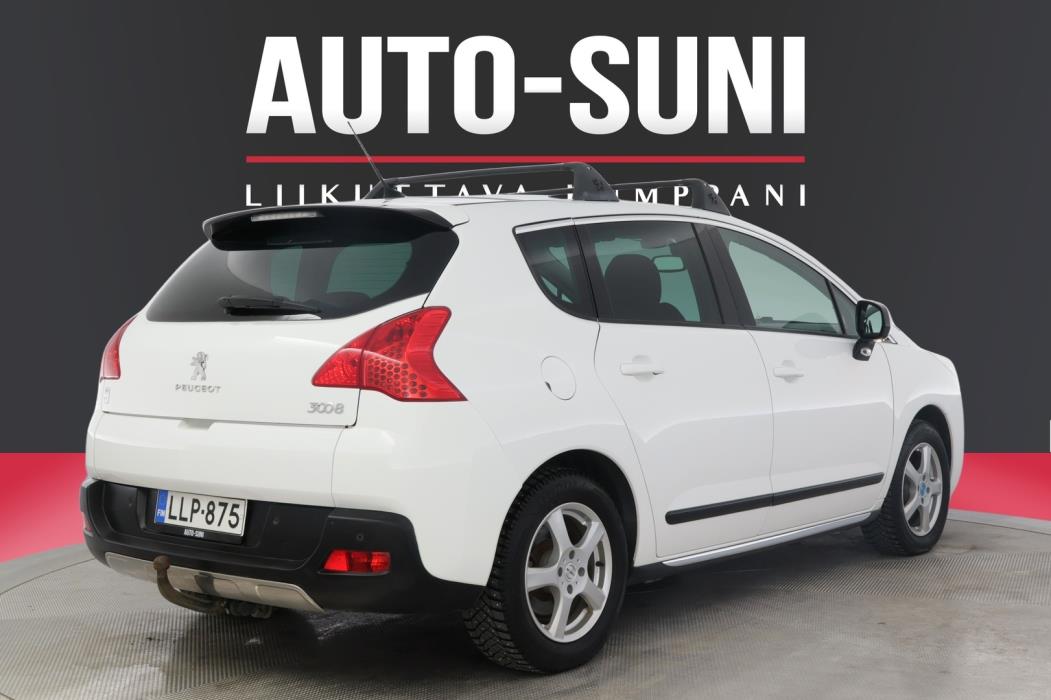 PEUGEOT 3008 2013