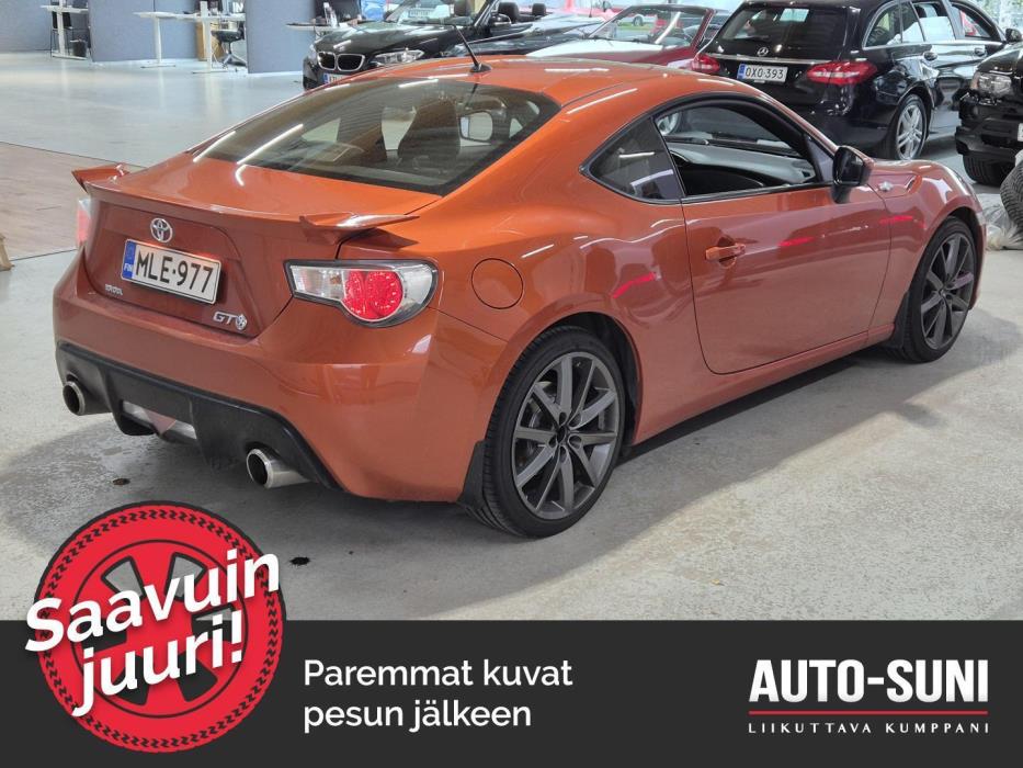 TOYOTA GT86 2013