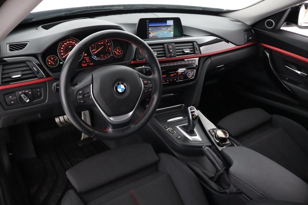 BMW 320 Gran Turismo 2013