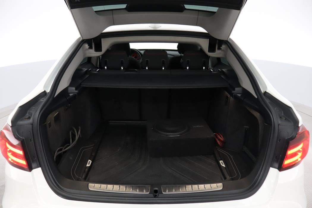 BMW 320 Gran Turismo 2013