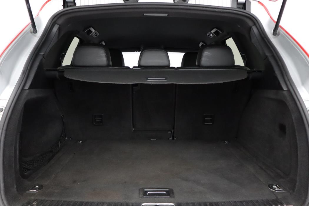 PORSCHE Cayenne 2012