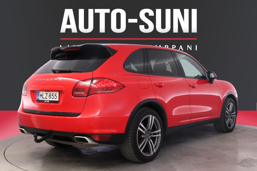 PORSCHE Cayenne 2012