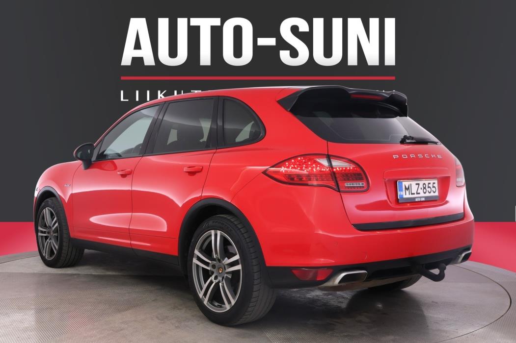 PORSCHE Cayenne 2012