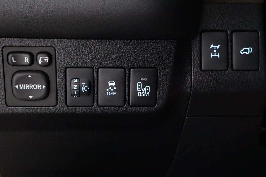 TOYOTA RAV4 2015