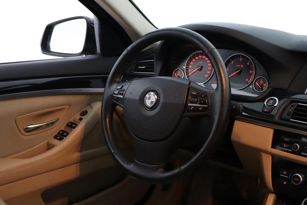 BMW 520 2014