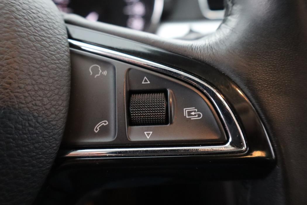SKODA Superb 2013