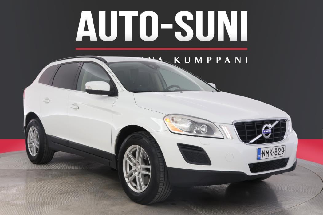 VOLVO XC60 2011