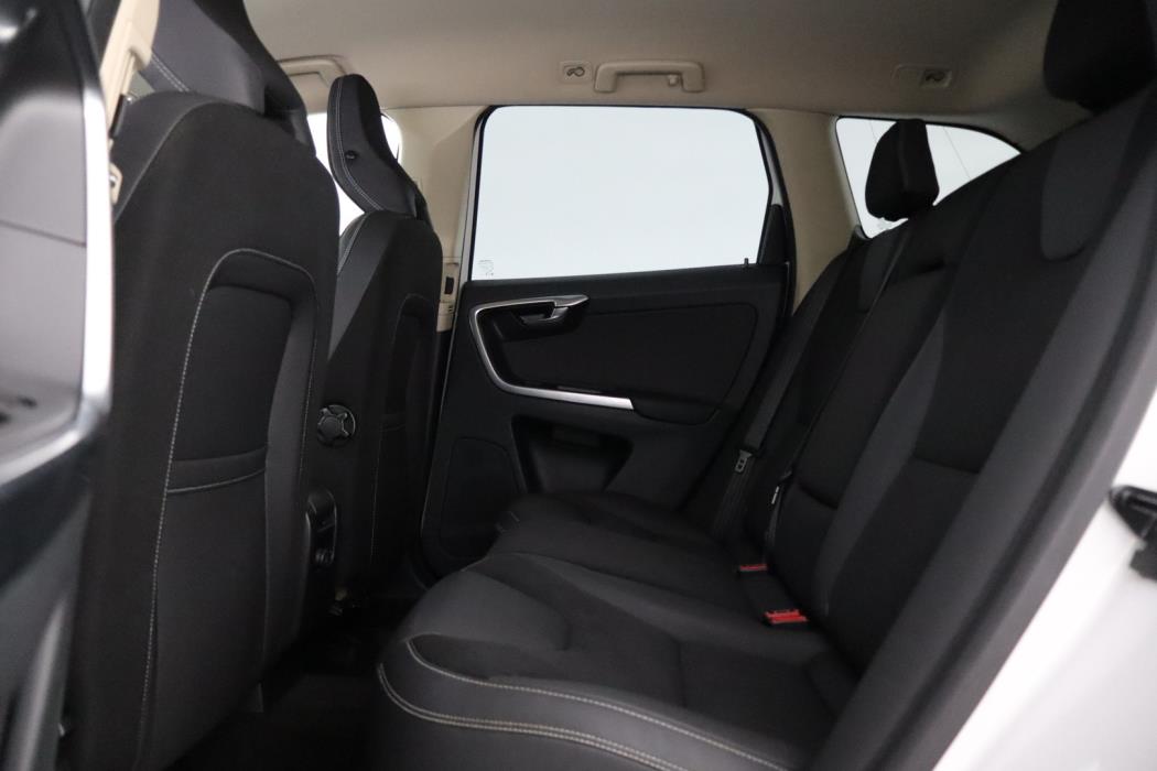 VOLVO XC60 2011