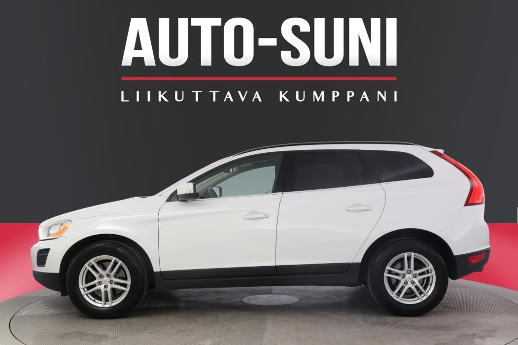 VOLVO XC60 2011