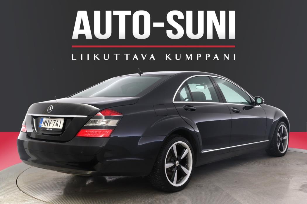 MERCEDES-BENZ S 2007