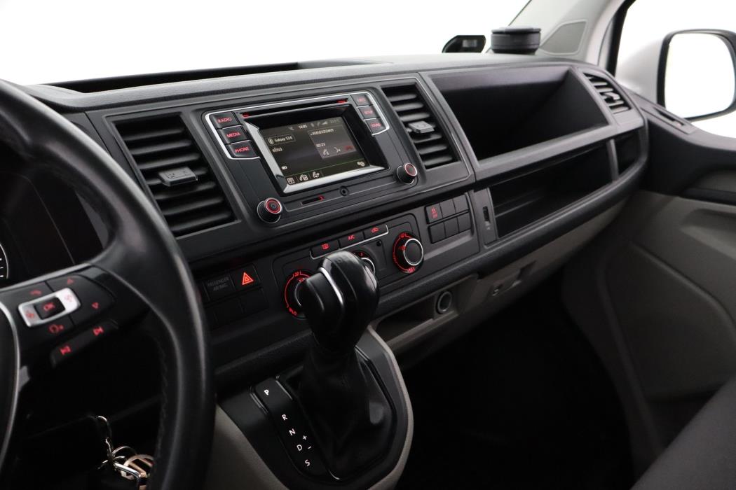 VOLKSWAGEN Transporter 2017