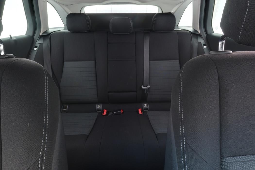 MERCEDES-BENZ C 2015