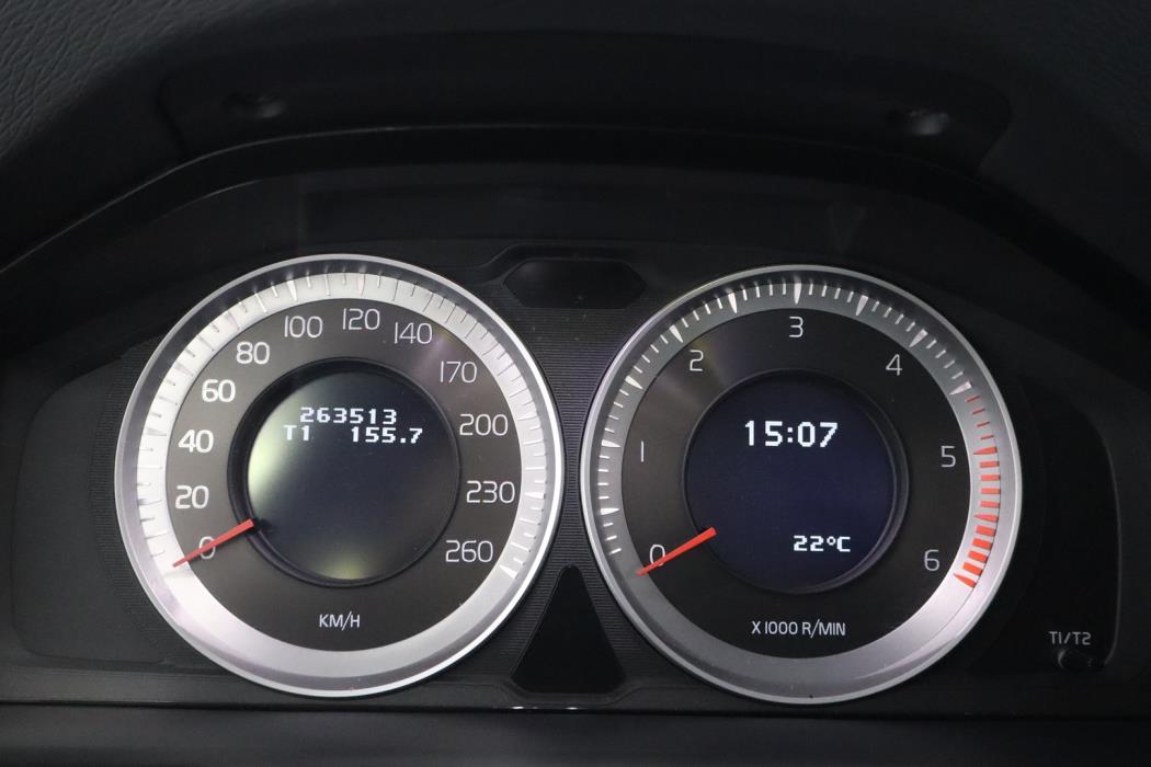 VOLVO V60 2013