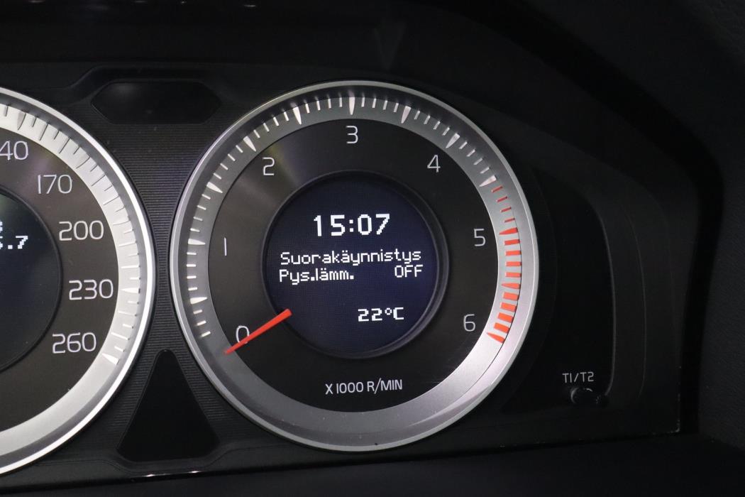 VOLVO V60 2013
