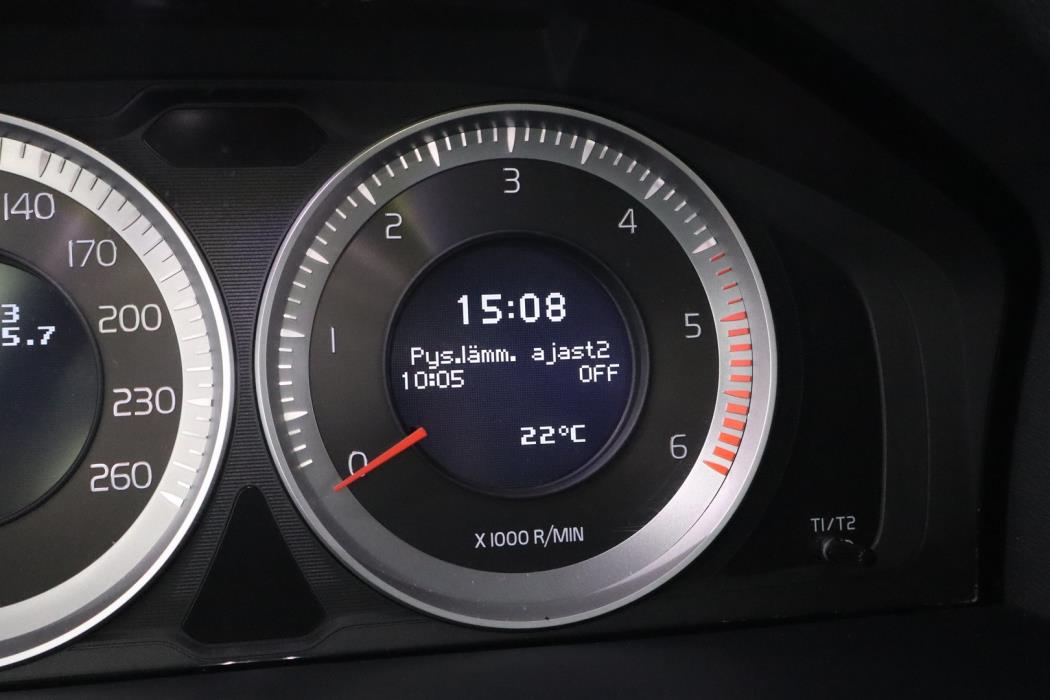 VOLVO V60 2013