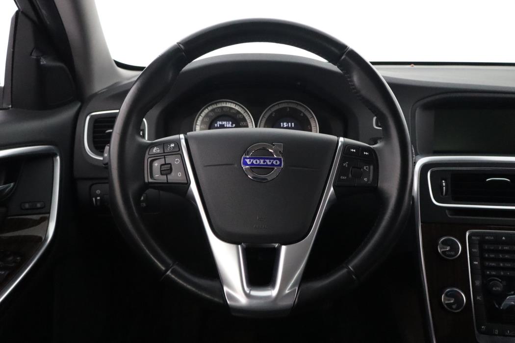 VOLVO V60 2013