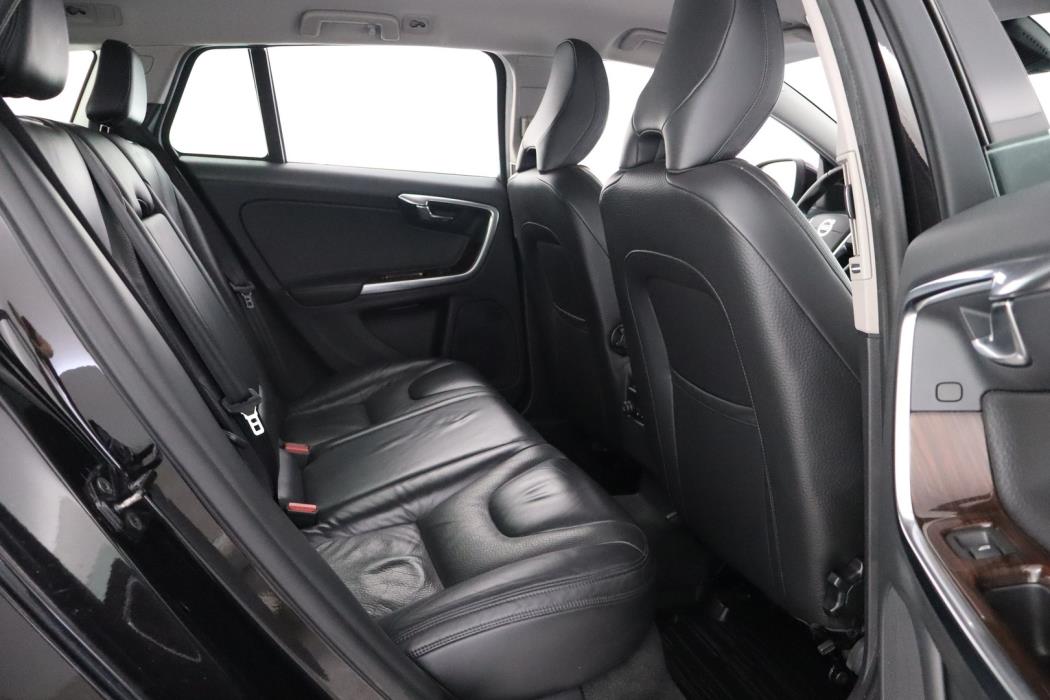 VOLVO V60 2013