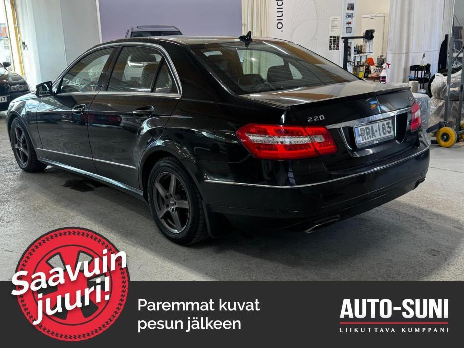 MERCEDES-BENZ E 2013