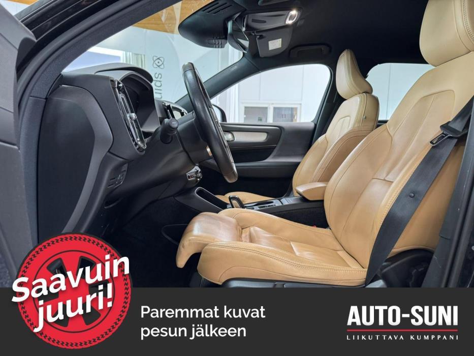 VOLVO XC40 2018
