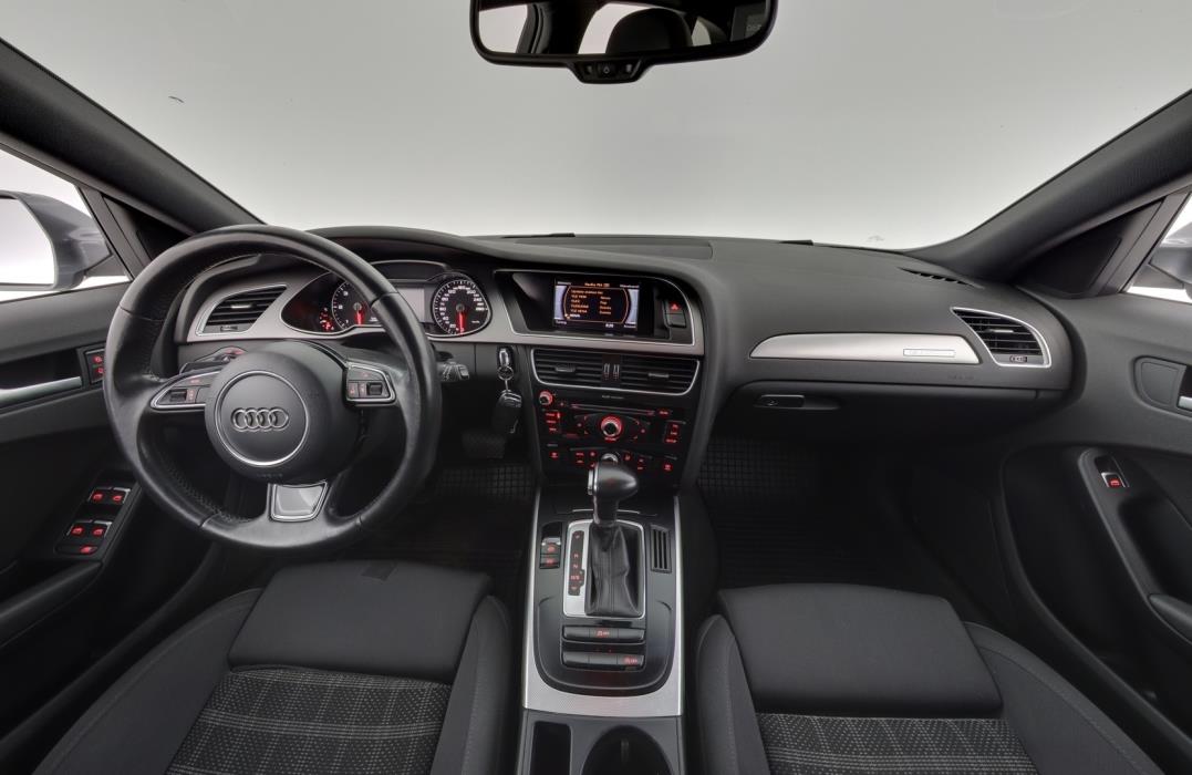 AUDI A4 2013