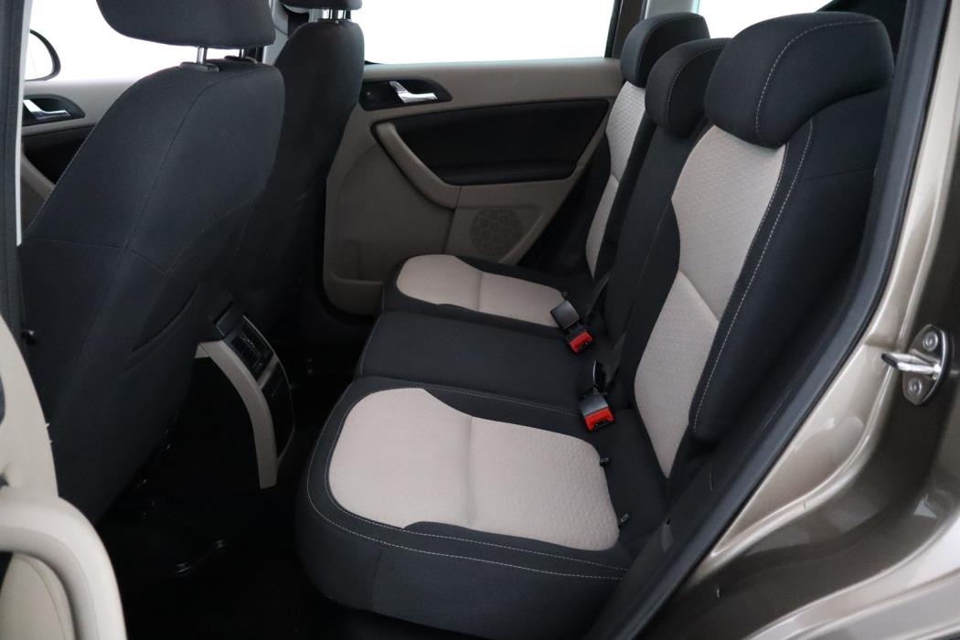 SKODA Yeti 2012