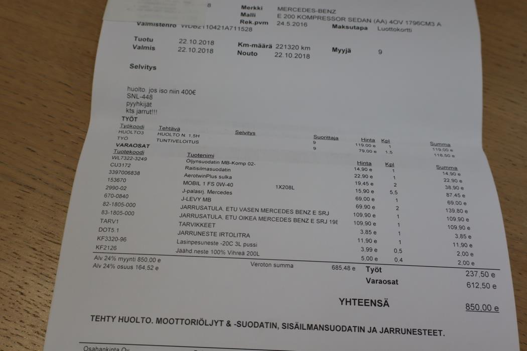 MERCEDES-BENZ E 2005