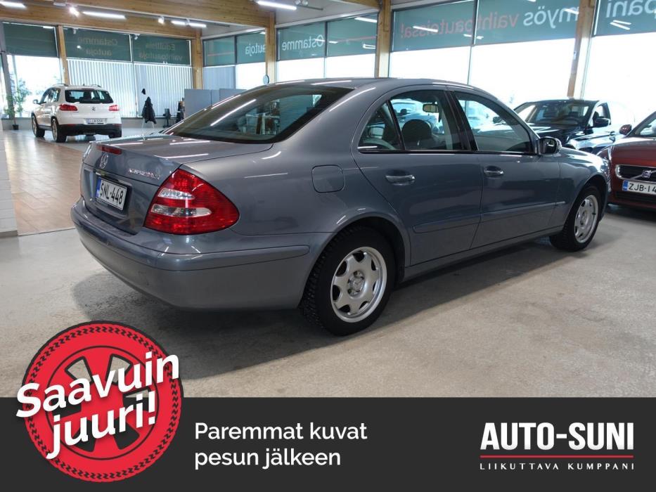 MERCEDES-BENZ E 2005