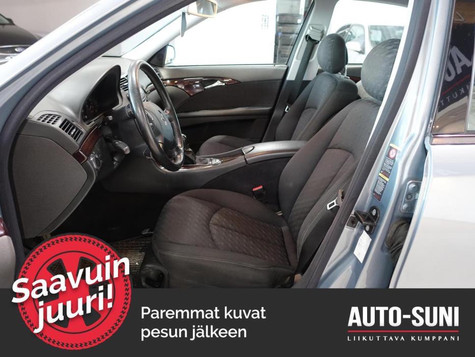 MERCEDES-BENZ E 2005