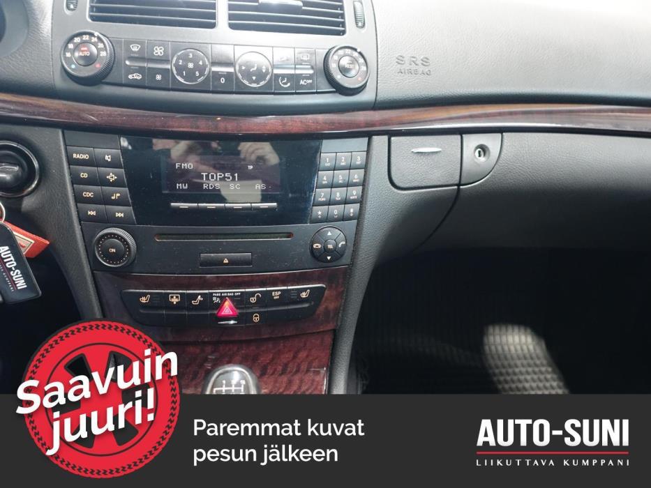 MERCEDES-BENZ E 2005