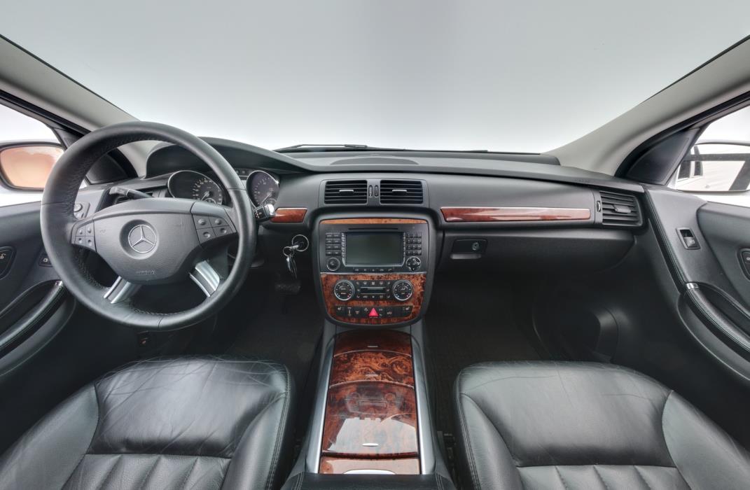 MERCEDES-BENZ R 2006