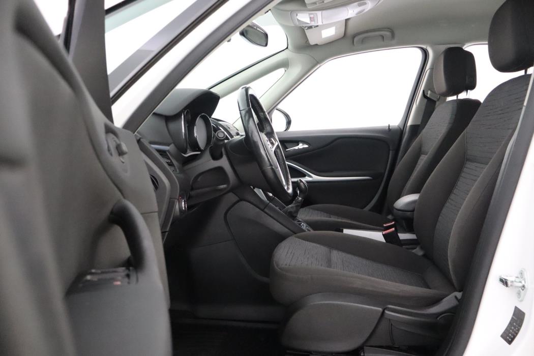 OPEL Zafira Tourer 2015