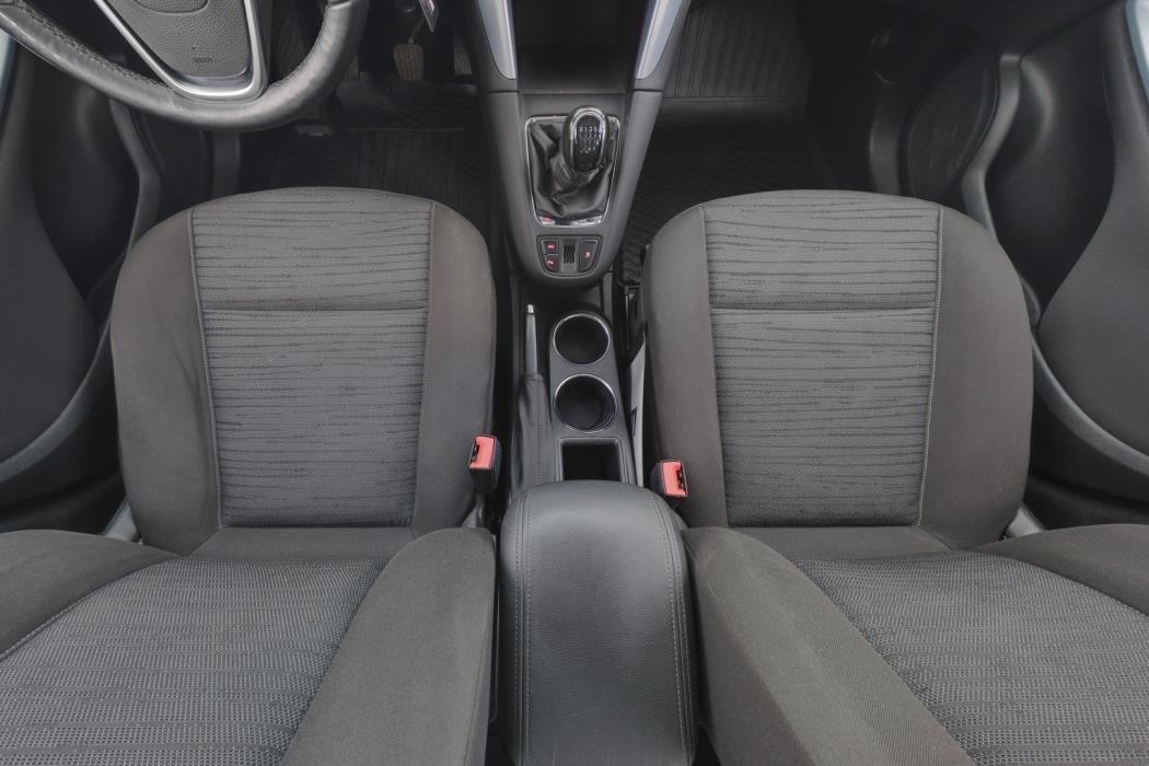 OPEL Zafira Tourer 2015
