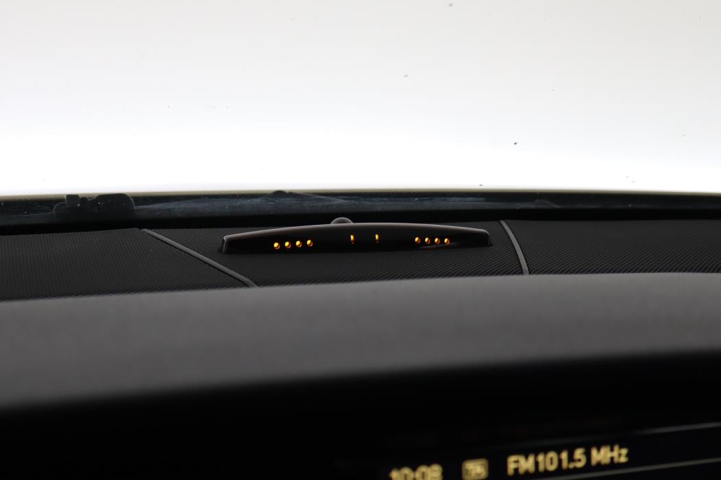 MERCEDES-BENZ E 2012