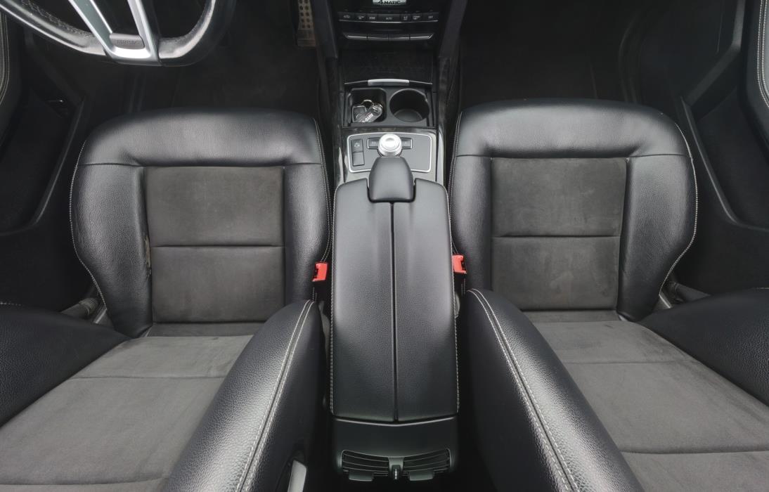 MERCEDES-BENZ E 2012